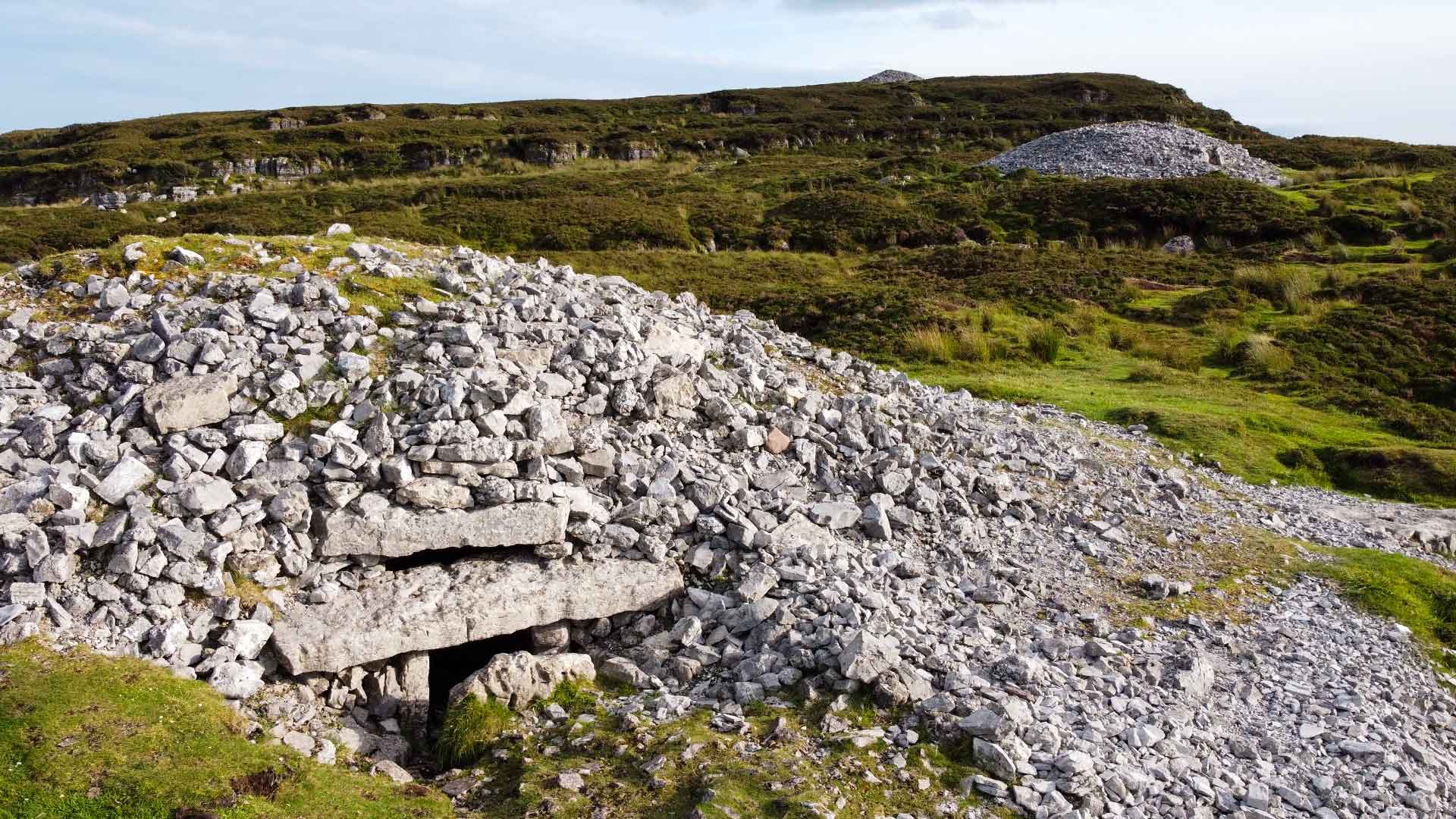 W Carrowkeel Passage Tomb 1 Monumental Ireland