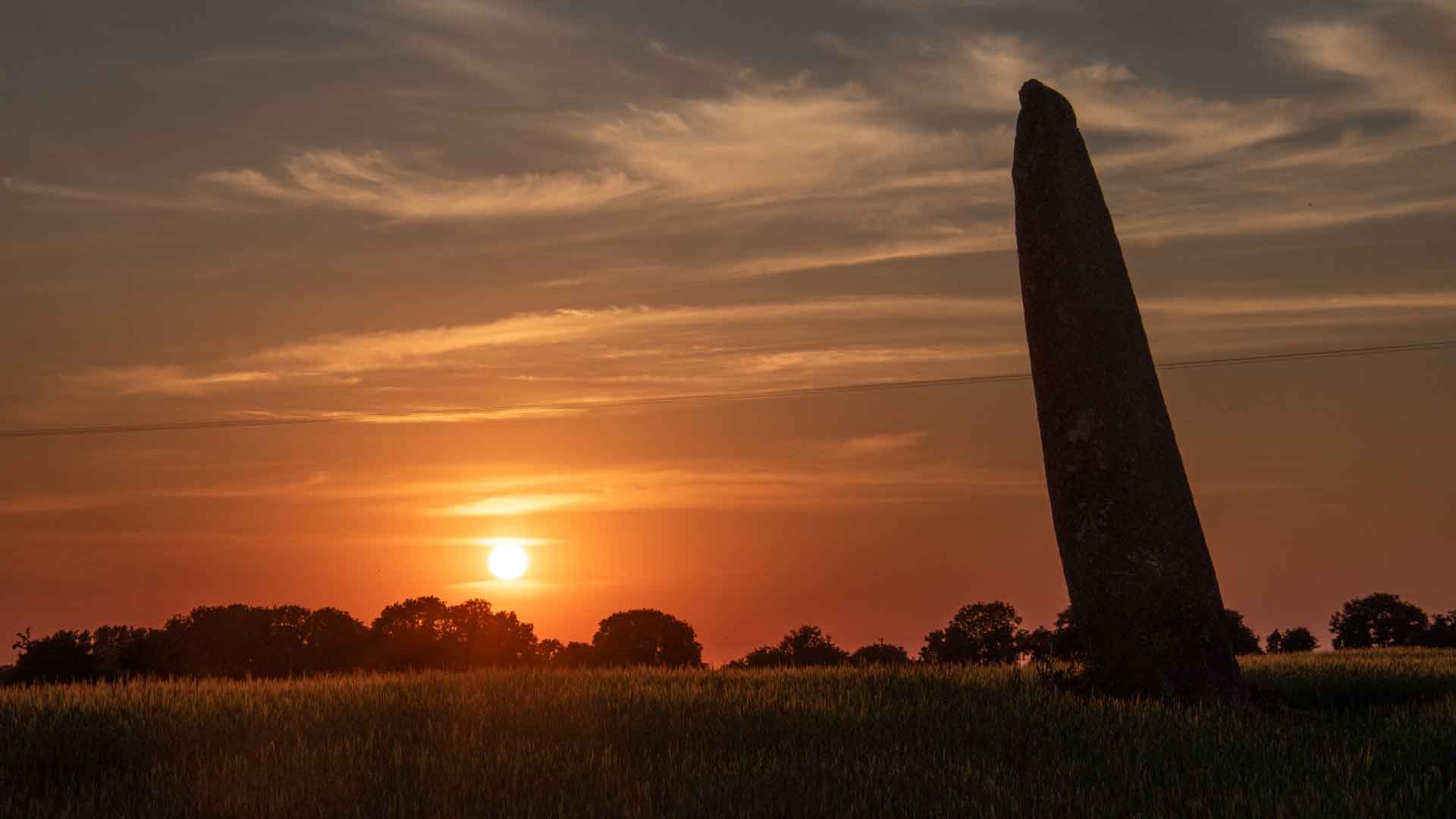 W Craddockstown Standing Stone Monumental Ireland