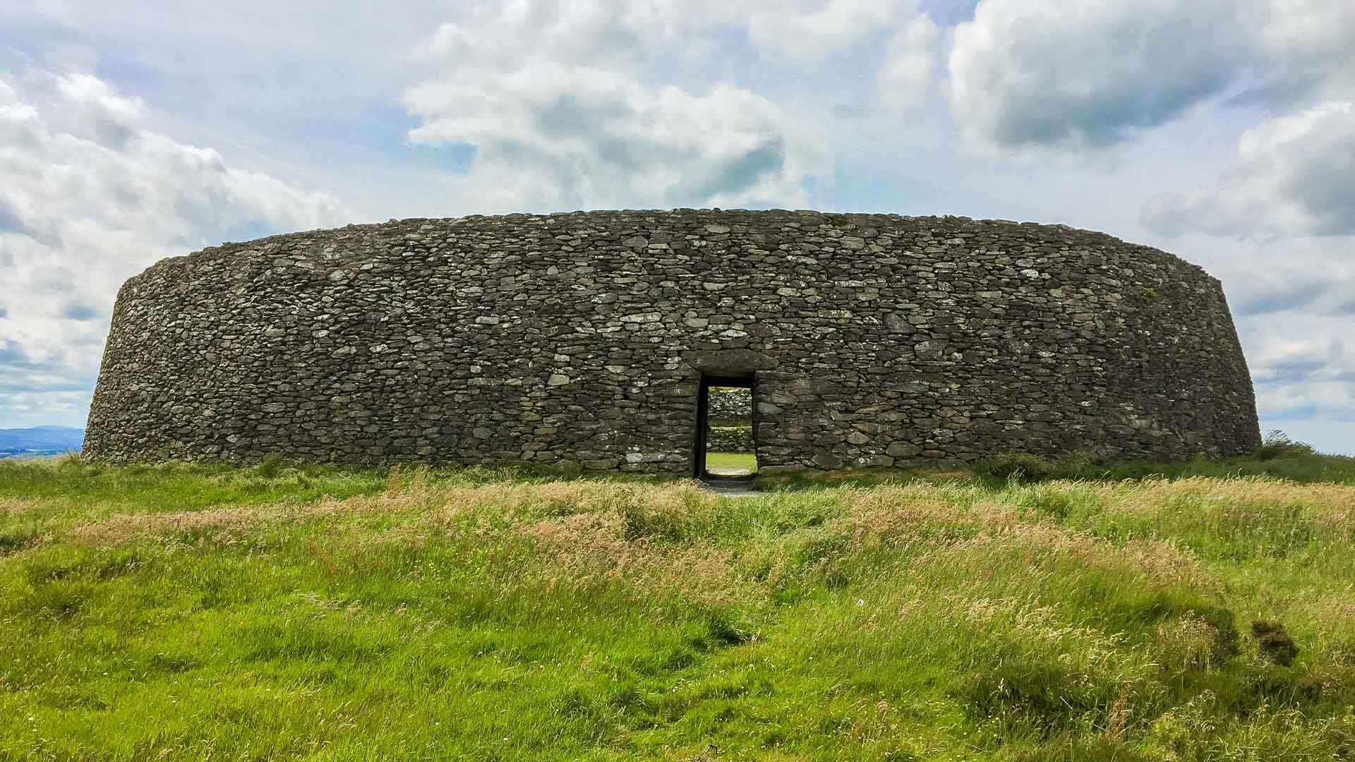W Grianan Of Aileach Ringfort Monumental Ireland
